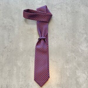 Elegant Geometric Tie in Purple and Red 100% Silk